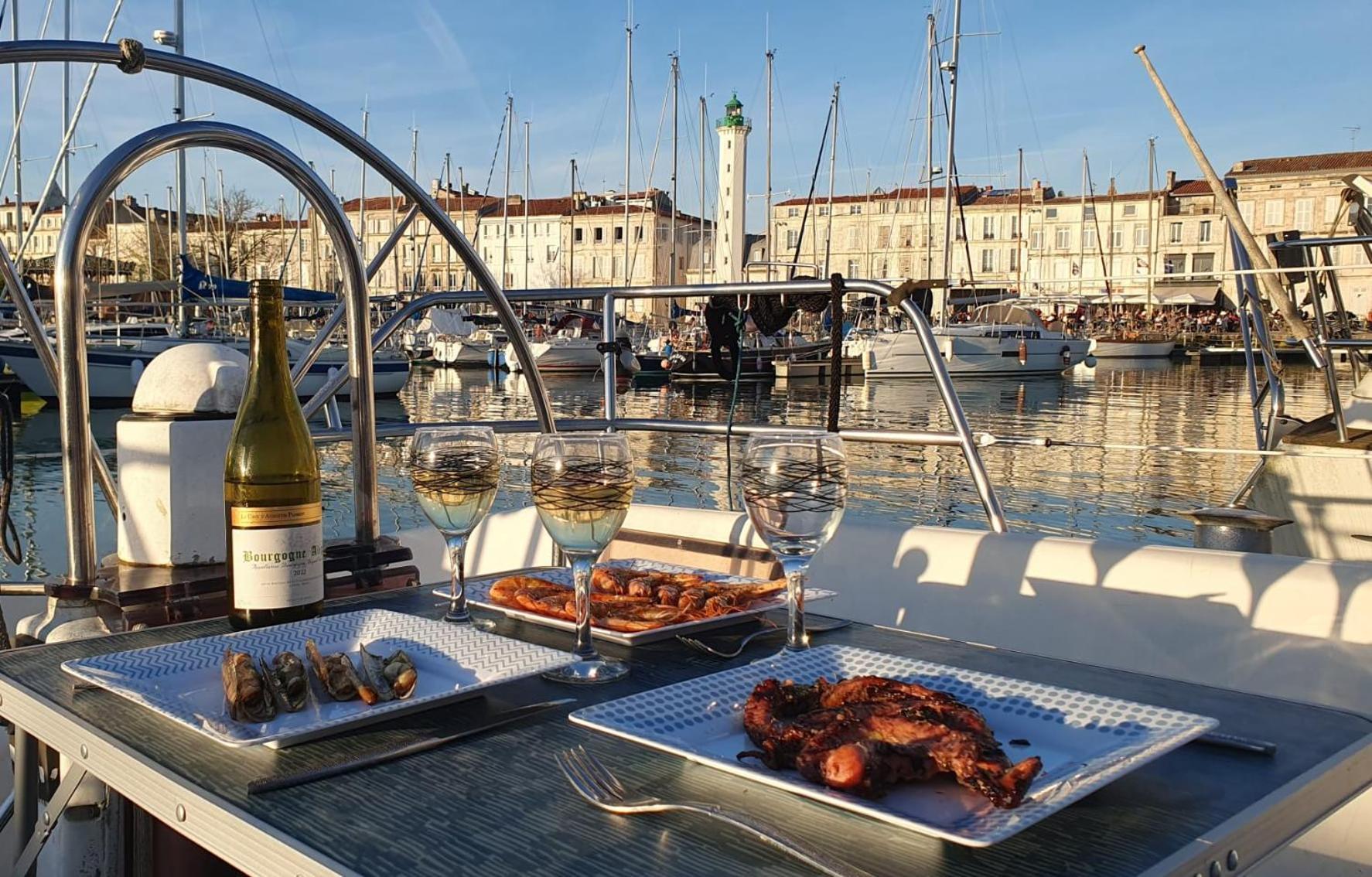 Coriandre 2 - Dormir Sur Un Grand Voilier 9 Personnes By Nuits Au Port La Rochelle  Exterior photo